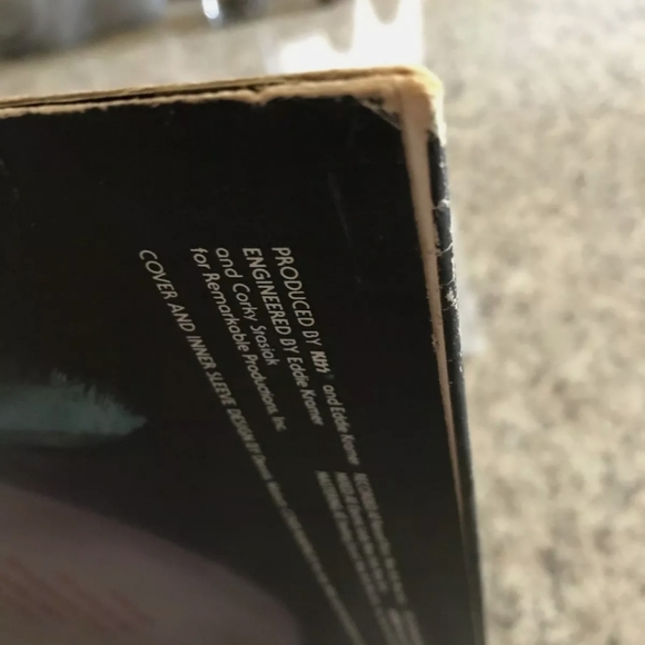 Vintage Kiss Love Gun Album 1977 - Picture 5 of 11